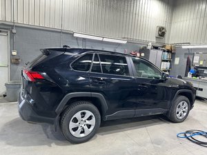 Toyota RAV4 LE 2024