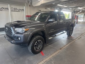 Toyota Tacoma TRD sport 2022