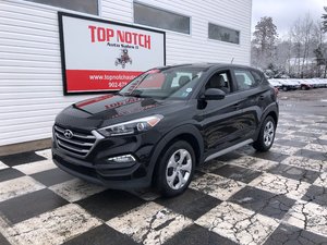 2017 Hyundai Tucson SE - cruise control, hands free, reverse cam, a/c