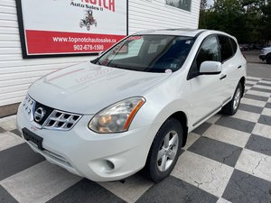 Nissan ROGUE S/SV 4 door, FWD, sunroof 2013