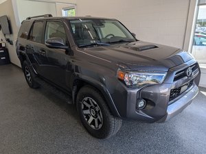 2023 Toyota 4Runner TRD OFF ROAD AWD,