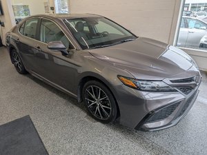 2022 Toyota Camry SE AWD GR. AMELIORER, GARANTIE JUSQU EN 2026,