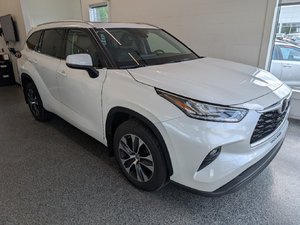 Toyota Highlander XLE AWD, 2021
