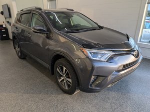 Toyota RAV4 LE AWD, 2018