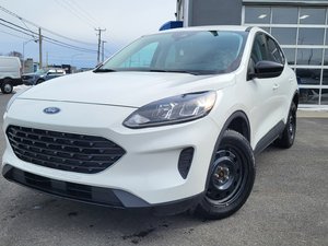 Ford Escape SE   AWD ENSEMBLE DECOR SPORT 2021