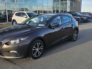 Mazda3 GX 2015