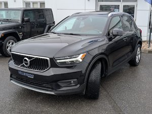 2020 Volvo XC40 T5  Momentum