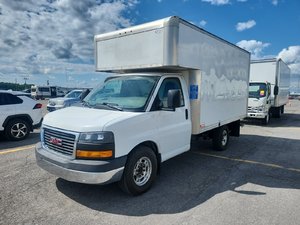 2017 GMC Savana Commercial Cutaway 3500 Cube 14'