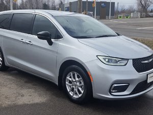 2024 Chrysler Pacifica Touring