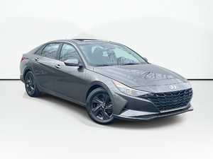 2023 Hyundai Elantra Preferred | Tech | Roof | Nav | Cam | USB