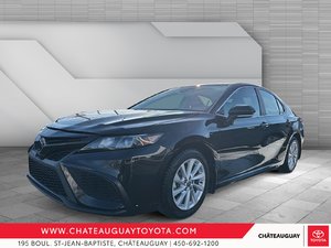 Toyota Camry SE 2024
