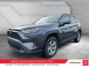 Toyota RAV4 Hybrid XLE 2023