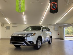 2020 Mitsubishi Outlander ES