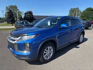 2021 Mitsubishi RVR SE