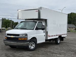 Chevrolet Express Cutaway 3500 3500, V8 6.6L A ESSENCE, CUBE 14 PIEDS, CAMERA !!! 2026