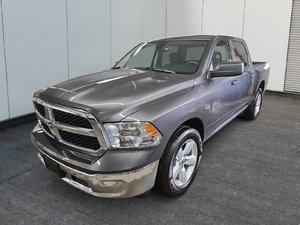 Ram 1500 Classic SLT CREW CAB 4X4 // V8 2022