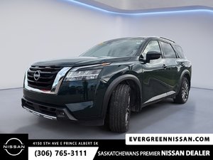 2024 Nissan Pathfinder SL