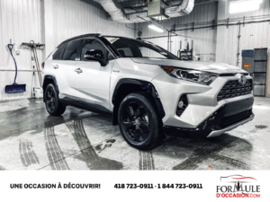 Toyota RAV4 Hybrid XLE 2019
