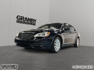 Chrysler 200 Touring VENDU TEL QUEL SANS GARANTIES 2012