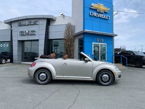 Volkswagen Beetle Convertible  2016