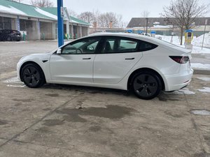 Tesla Model 3 Cuir Toit Vitré Bas Kilométrage 2023