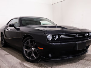 Dodge Challenger SXT PLUS + RWD + SUPER TRACK PACK 2018