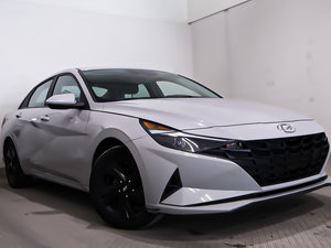 Hyundai Elantra PREFERRED + A/C + CARPLAY 2023