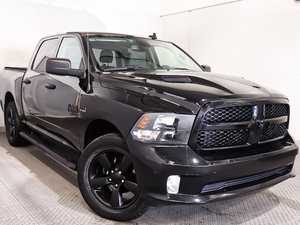 Ram 1500 Classic EXPRESS + NIGHT EDITION +  4X4 + V8 + CREW CAB 2021