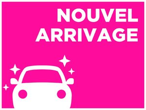 Nissan VERSA SR, Carplay, Caméra, Banc chauffants 2021