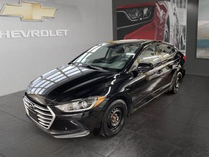 2017 Hyundai Elantra LE FWD | sièges baquets |