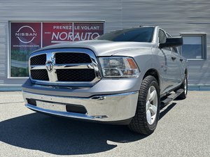 Ram 1500 Classic SLT CREWCAB 2023
