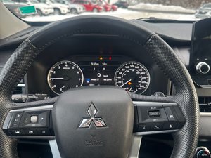 2022 Mitsubishi Outlander LE Premium