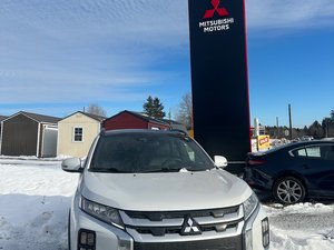 2023 Mitsubishi RVR GT