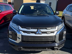 2023 Mitsubishi RVR ES