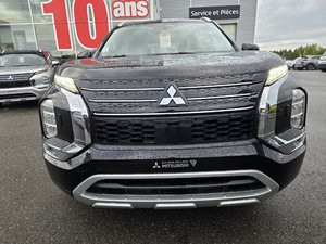 2025 Mitsubishi Outlander Plug-In Hybrid SE