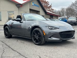 Mazda MX-5 GS SEULEMENT 038994 KM 2024