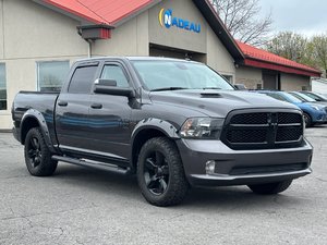 Ram 1500 Classic Express 4X4 CREW HEMI 5.7 2023