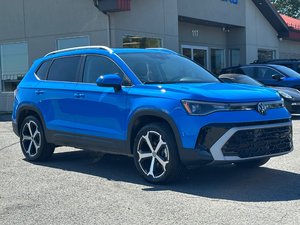 Volkswagen Taos Highline AWD SEULEMENT 05606 KM 2025