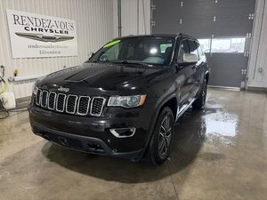 2021 Jeep GRAND CHEROKEE LAREDO Laredo