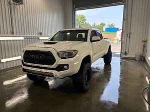 2023 Toyota TACOMA DBL CAB SR5/TRD