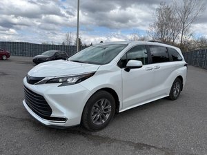 2024 Toyota Sienna XLE 8 places