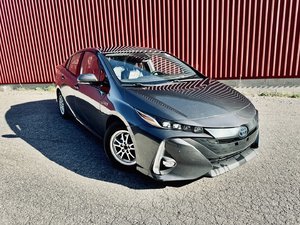 2020 Toyota PRIUS PRIME Upgrade