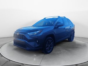 Toyota RAV4 Hybrid XLE 2025