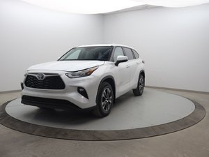 Toyota Highlander Hybrid XLE 2024