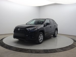 Toyota RAV4 LE 2021