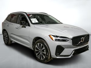 Volvo XC60 B5 CORE // AWD // DARK THEME 2024