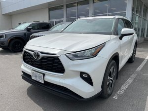 2021 Toyota Highlander XLE AWD Toit Ouvrant Cuir