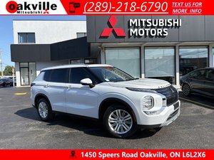 2024 Mitsubishi Outlander SE   S-AWC   7 PASS   PANO   CARPLAY   BLIND SPOT