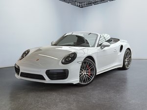 Porsche 911 Turbo Cabriolet w/Porsche Dynamic Chassis 2019