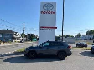 Toyota RAV4 LE AWD 2021